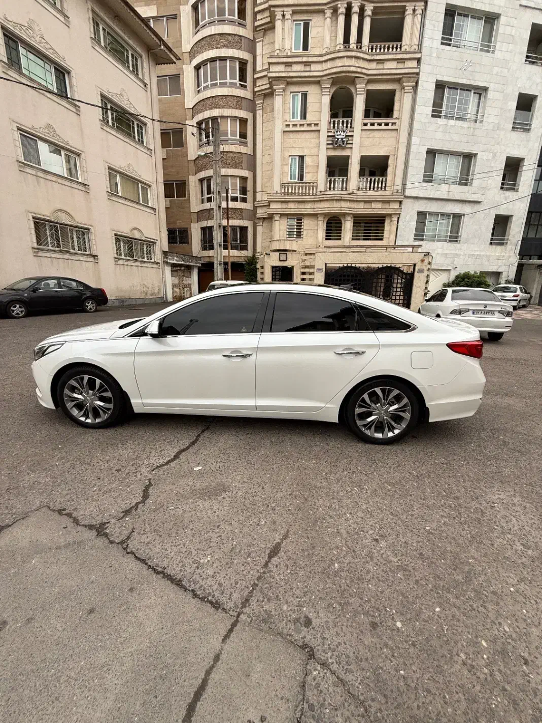 سوناتاLF|خودرو سواری و وانت|رشت, عینک|دیوار