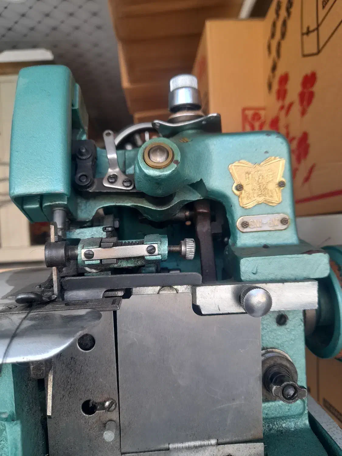 چرخ خیاطی سردوز پروانه ۳ نخ در حد اک|چرخ خیاطی و ریسندگی|آبیک, |دیوار