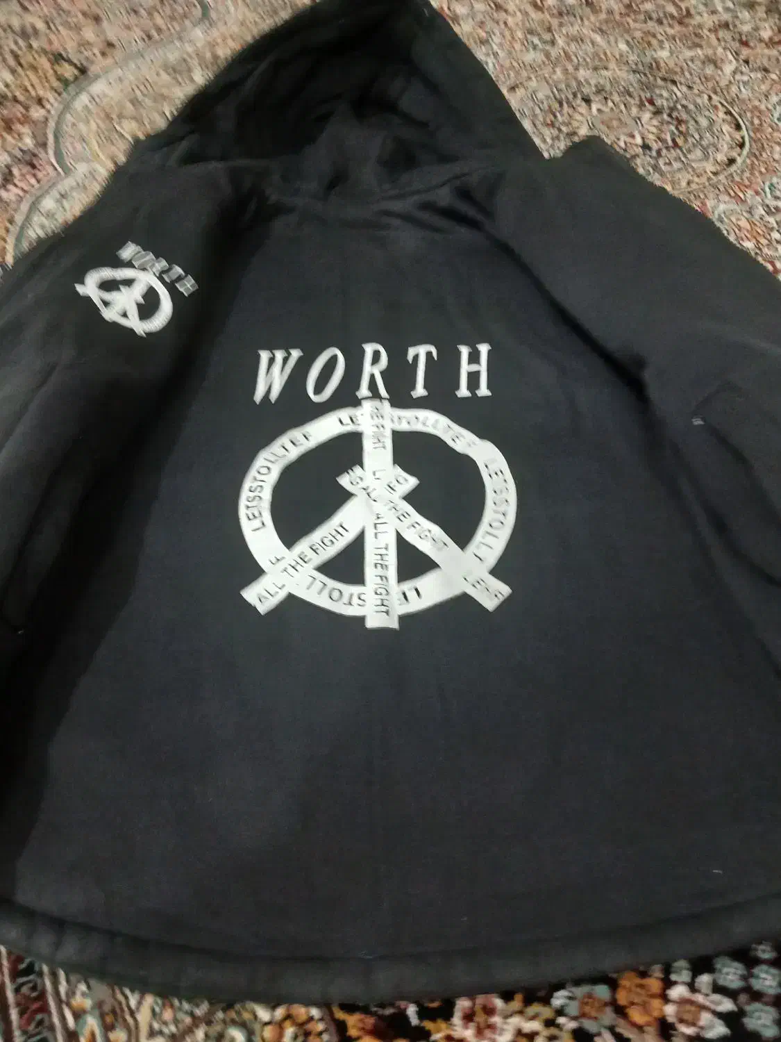 کت درحد نو|لباس|مهاباد (آذربایجان غربی), |دیوار