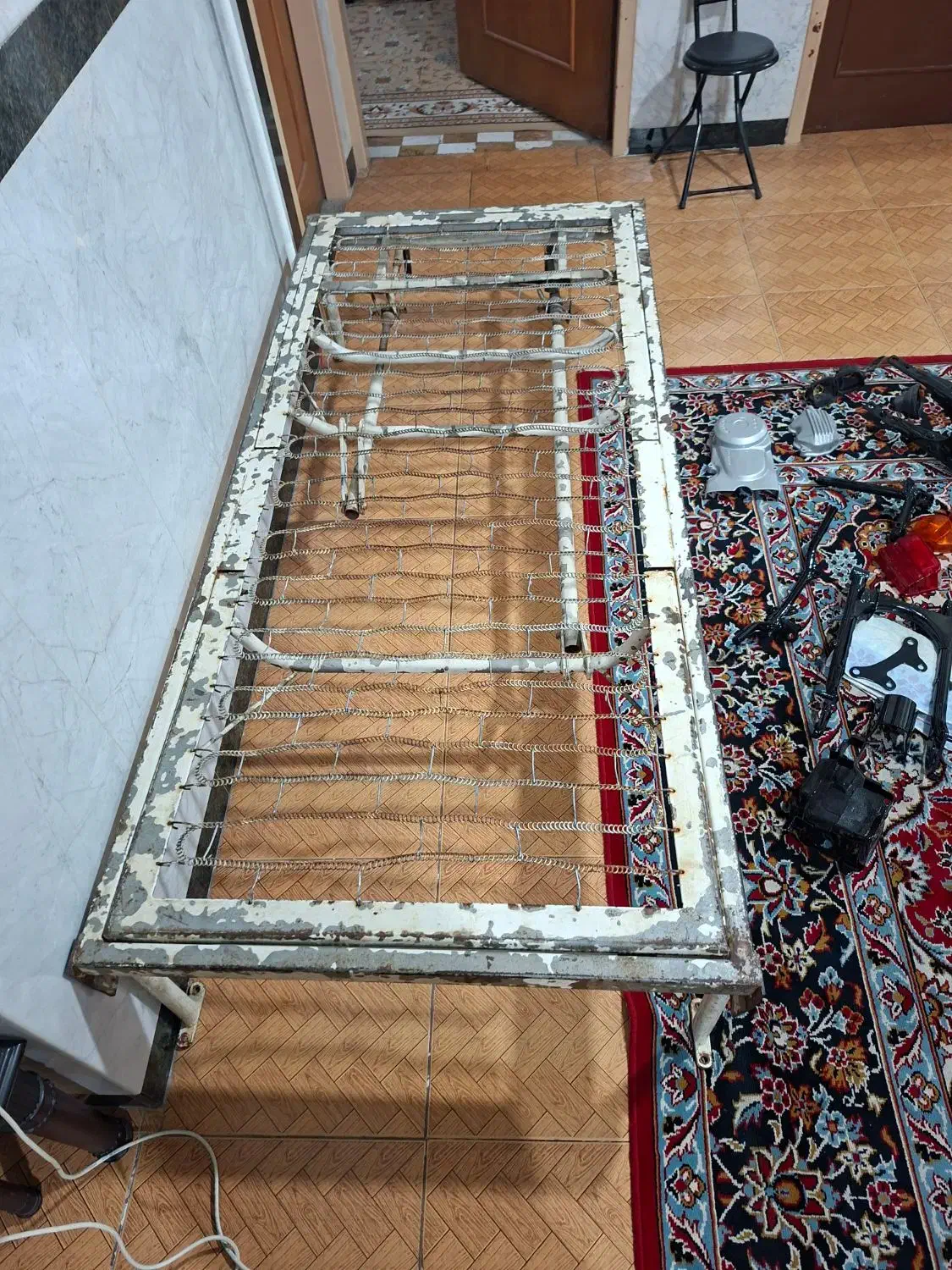 تخت خواب|تشک تختخواب|کرمانشاه, |دیوار