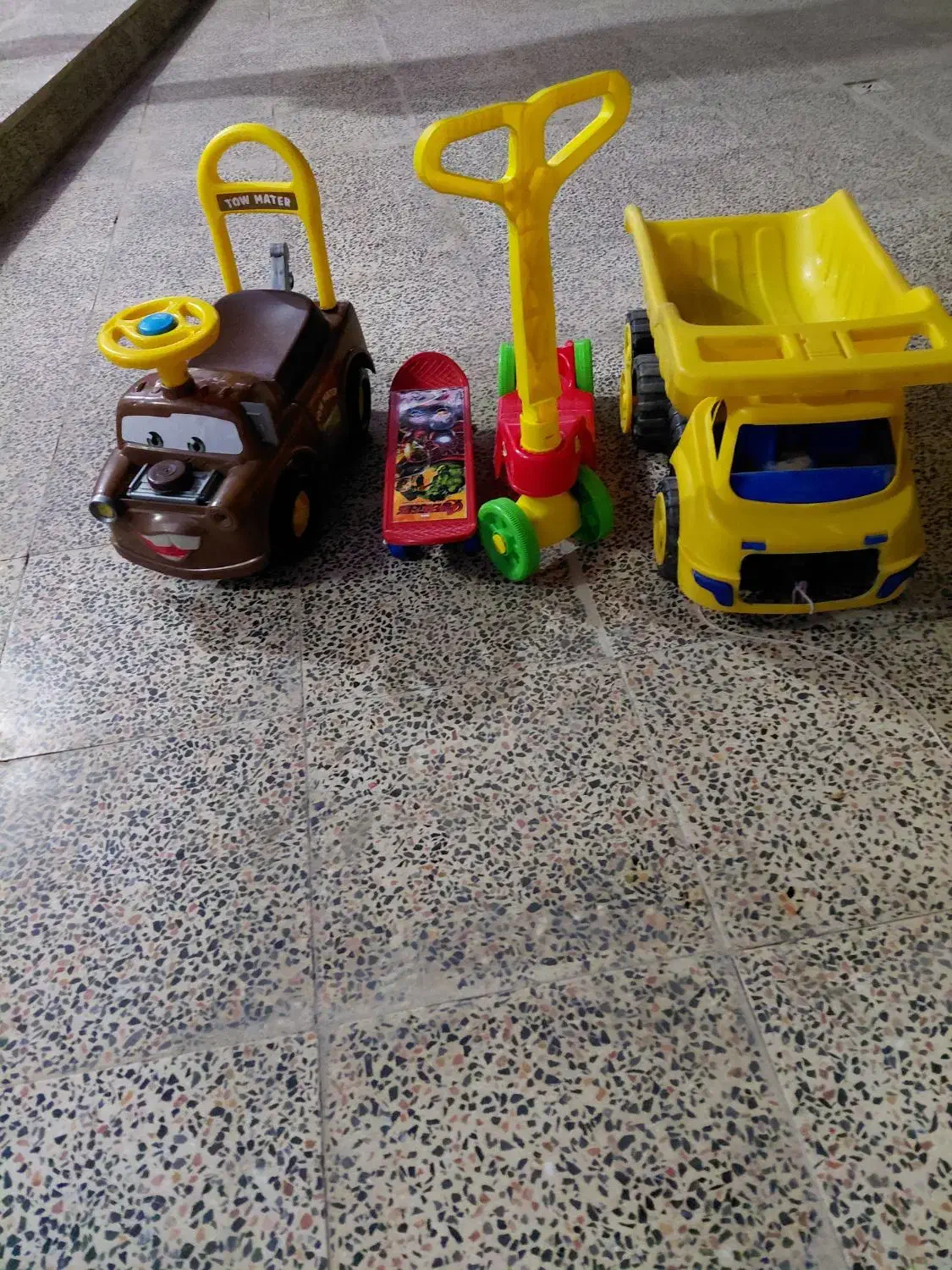 ماتر اسکوتر اسکیت کامیون نشکن|اسباببازی بچه|کهنوج, |دیوار