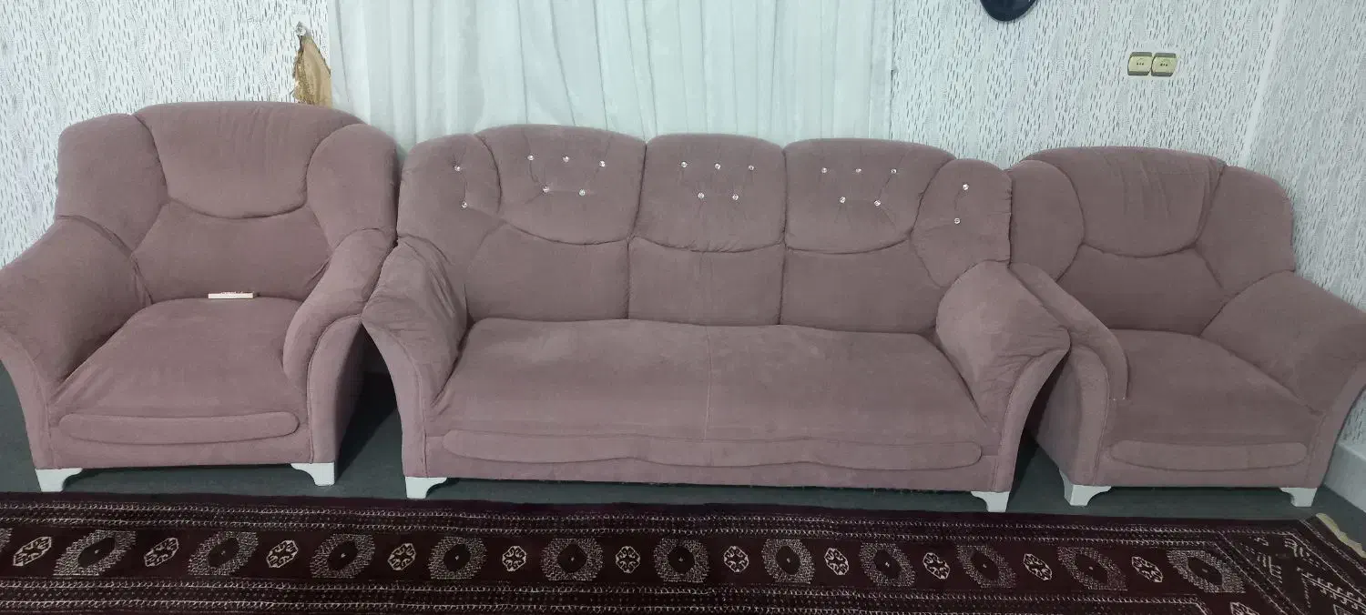 مبل ۵ نفره و تخت کودک|مبلمان خانگی و میز عسلی|بندر ترکمن, |دیوار
