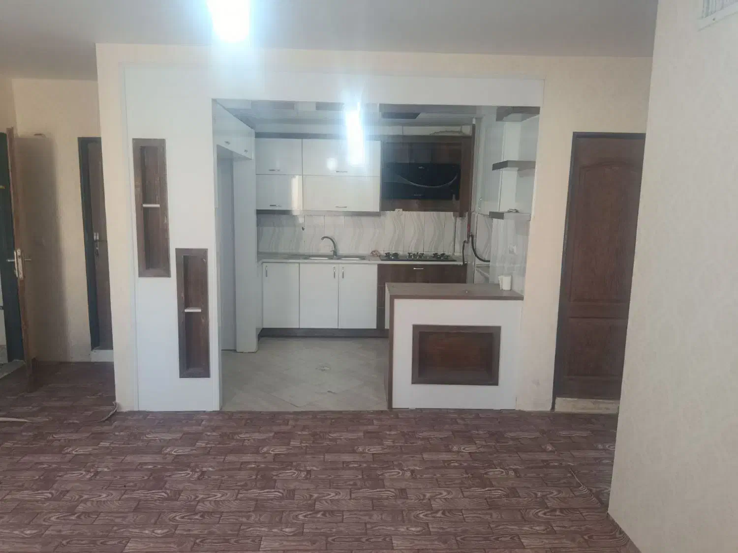 آپارتمان مجتمع گلایل جمهوری ۶ وام تسویه|فروش آپارتمان|گلبهار, شهر جدید گلبهار|دیوار