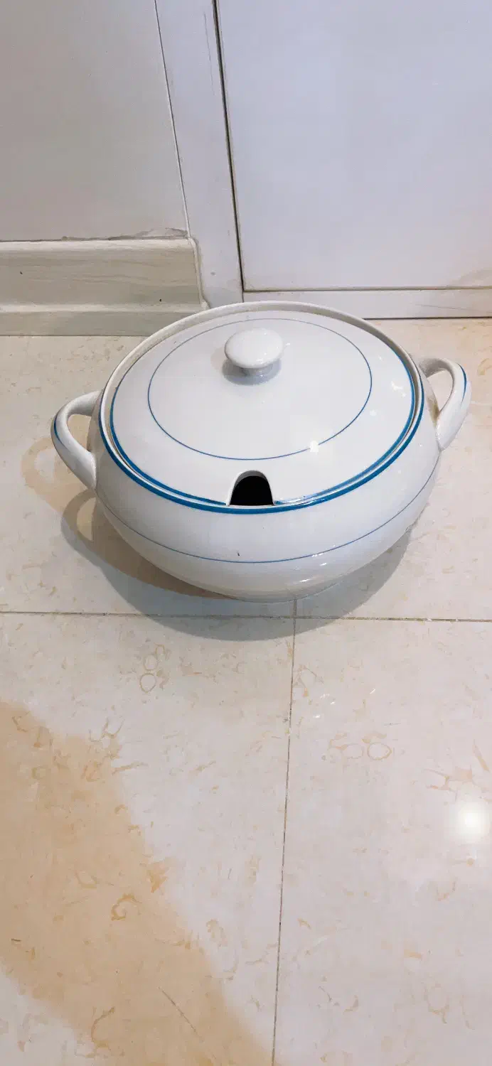 ظروف قدیمی|کلکسیون اشیاء عتیقه|اهواز, گلستان|دیوار