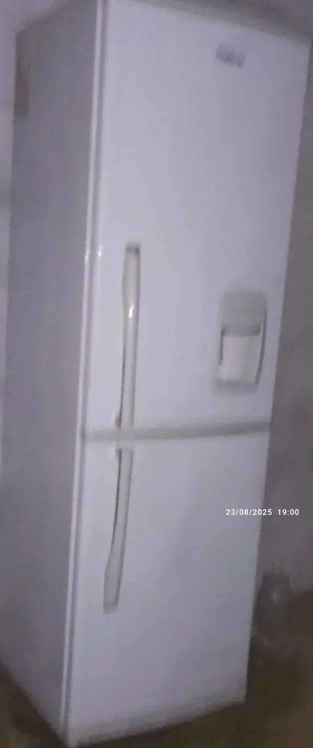 یخچال ۲۰فوت|یخچال و فریزر|تهران, شهرک فردوس (حسینی)|دیوار