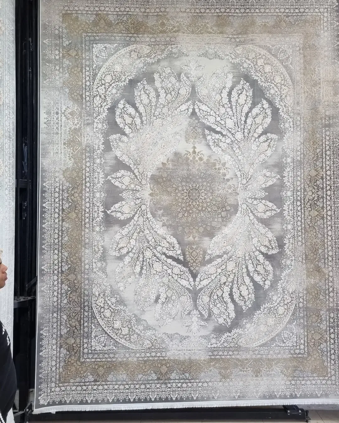 اکرولیک پلاس۱۵۰۰شانه تراکم۴۵۰۰ جدید|فرش|بوشهر, |دیوار