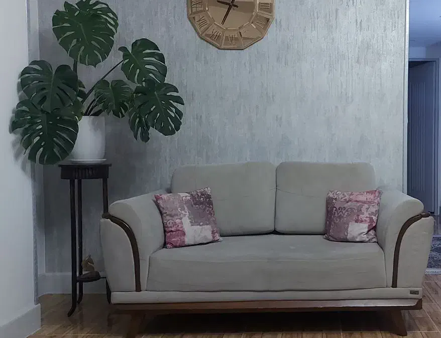 مبل راحتی|مبلمان خانگی و میز عسلی|شاهین‌شهر, شهرک گلدیس|دیوار