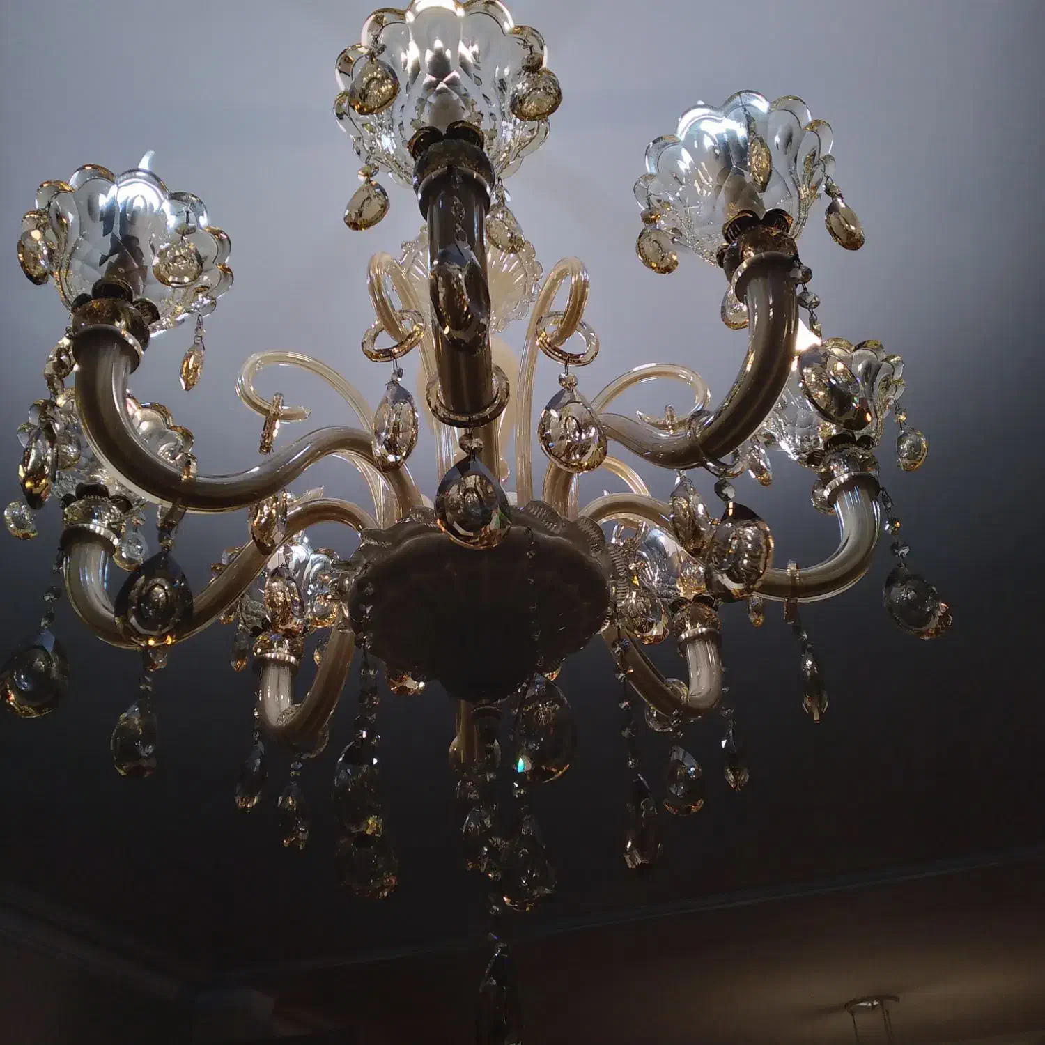 لوستر زیبا در حد نو|لوستر و چراغ آویز|کرج, گلشهر|دیوار