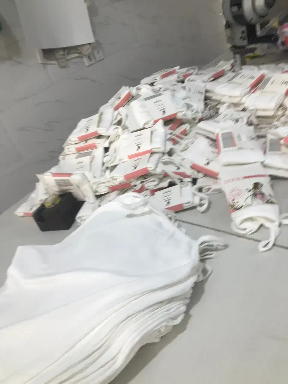 لباس ، تاپ|لباس|رباط‌کریم, نصیرشهر|دیوار