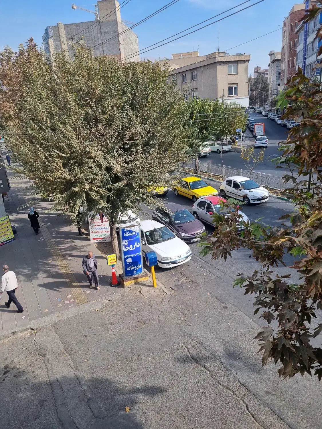 ۱۳۰متر واحد اداری بر طالقانی شمالی تابلو خور|اجارهٔ دفتر کار، اتاق اداری، مطب|کرج, برغان|دیوار