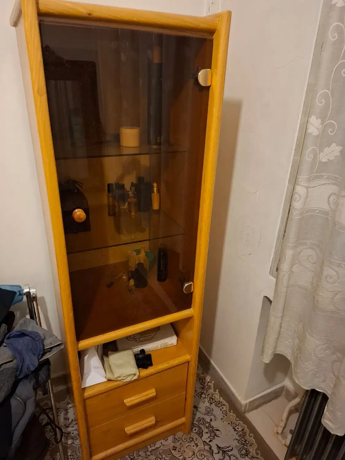 تخت وکمد چوب اصل در حد نو نو|تخت و سرویس خواب|تهران, جیحون|دیوار