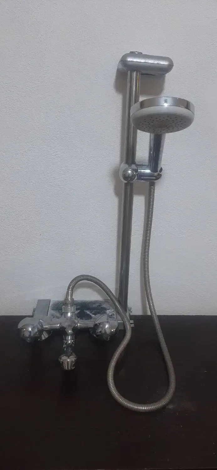 فروش تعدادی شیر آب|لوازم سرویس بهداشتی|شیراز, شهرک قمشه|دیوار