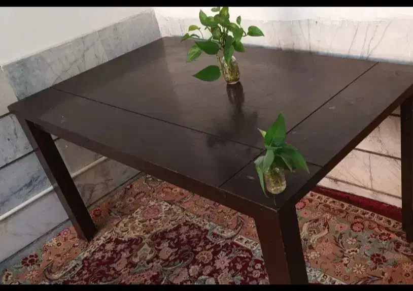 یک عدد میز نهارخوری|میز و صندلی غذاخوری|اشتهارد, |دیوار