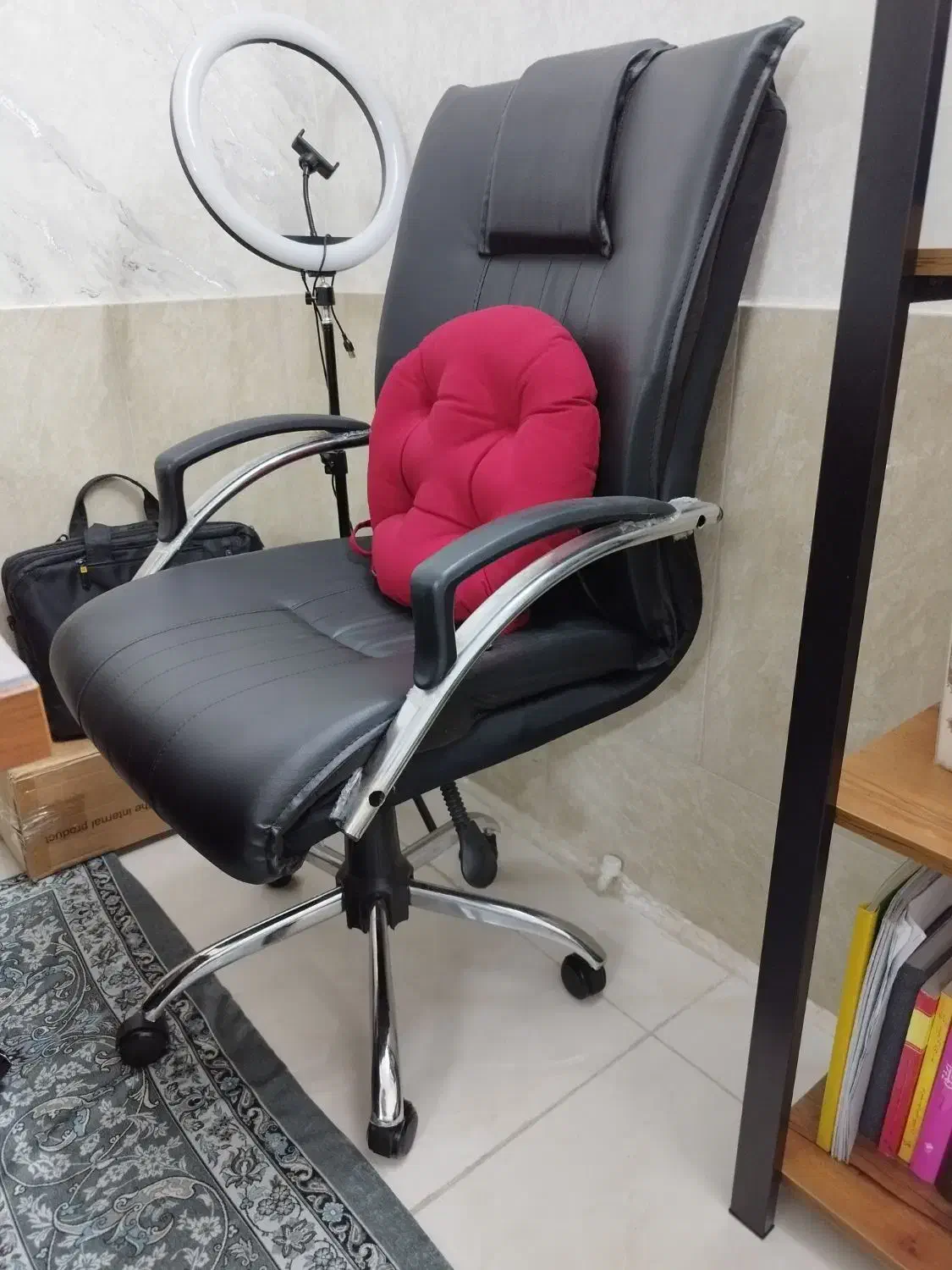 صندلی شیک و کاملا نو|صندلی و نیمکت|باقرشهر, |دیوار