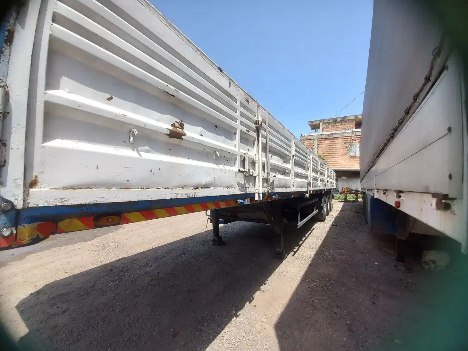 کفی لبه دار ماموت|خودرو سنگین|سنگدوین, |دیوار