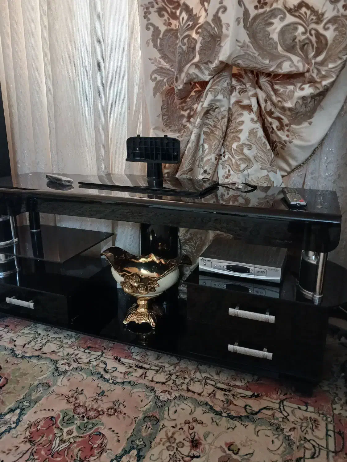 فروش میز  تلویزیون شیک با کلاس|میز تلویزیون|ملکآباد, |دیوار