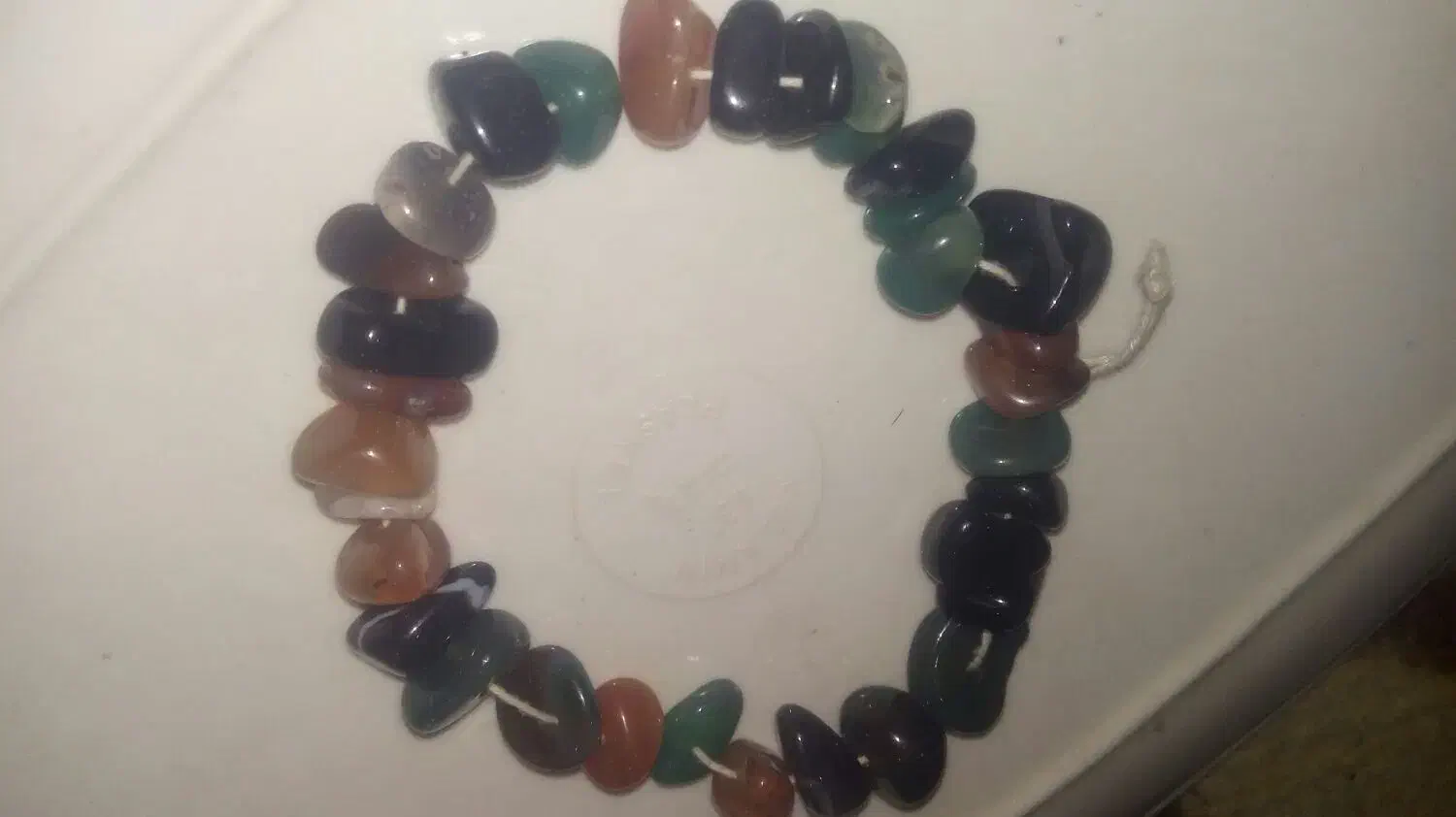 سنگ قیمتی|جواهرات|قروه, |دیوار