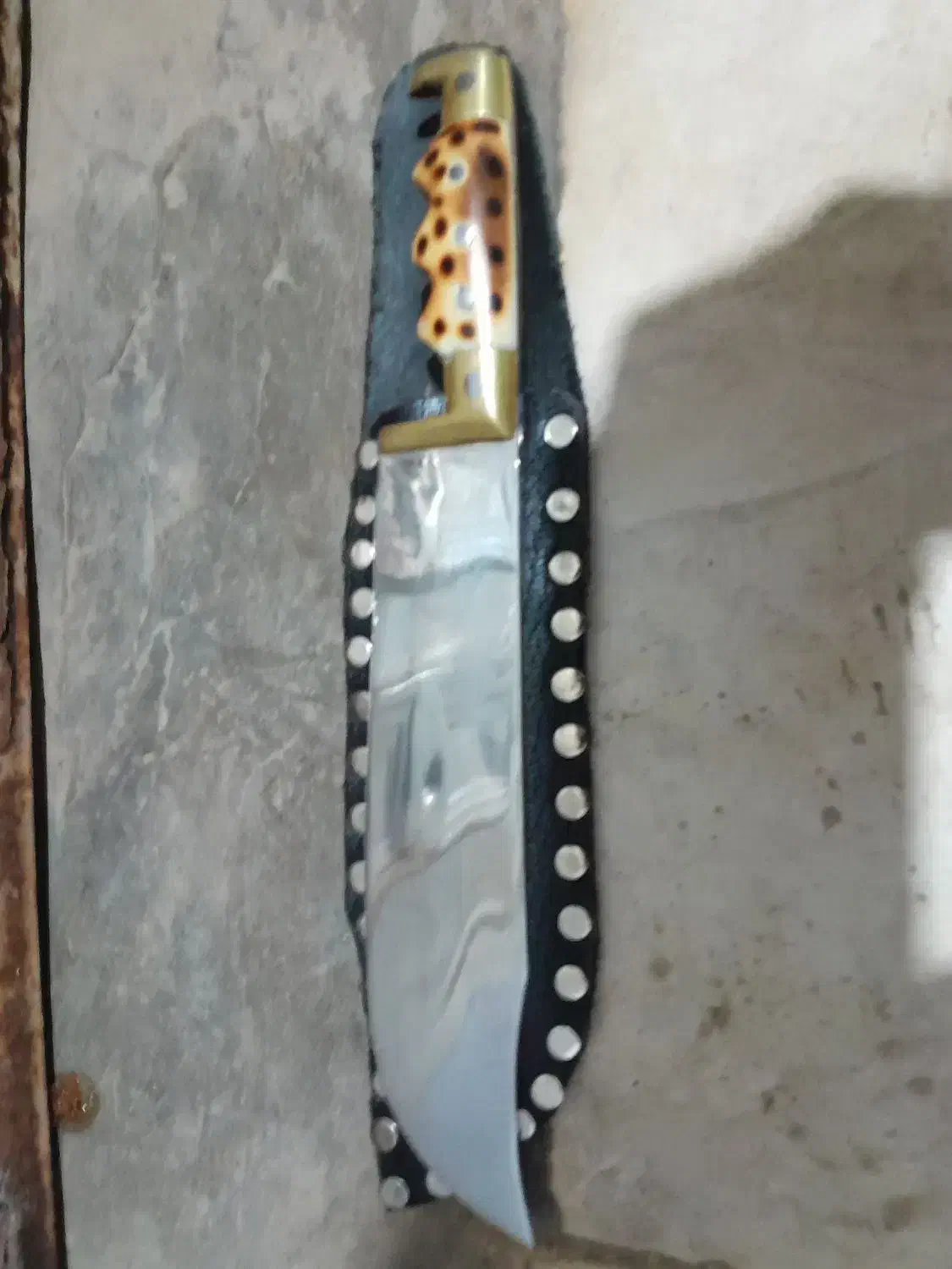 چاقو|کلکسیون اشیاء عتیقه|آق قلا, |دیوار