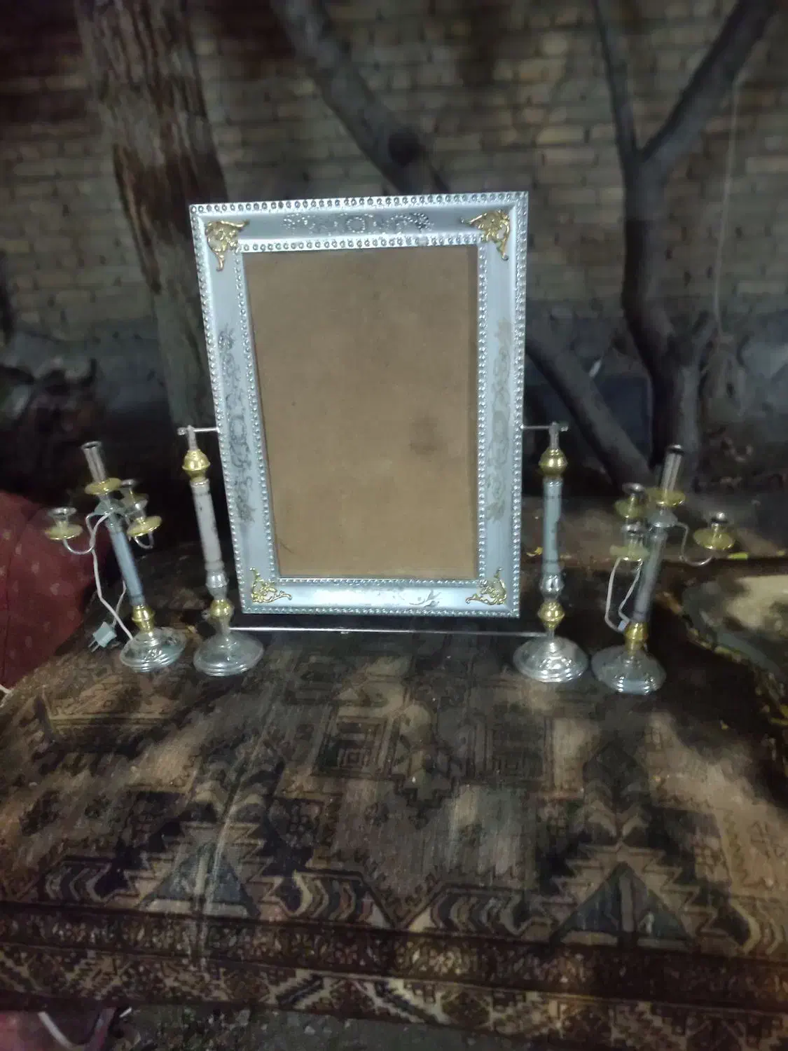 اینه|آینه|تبریز, |دیوار