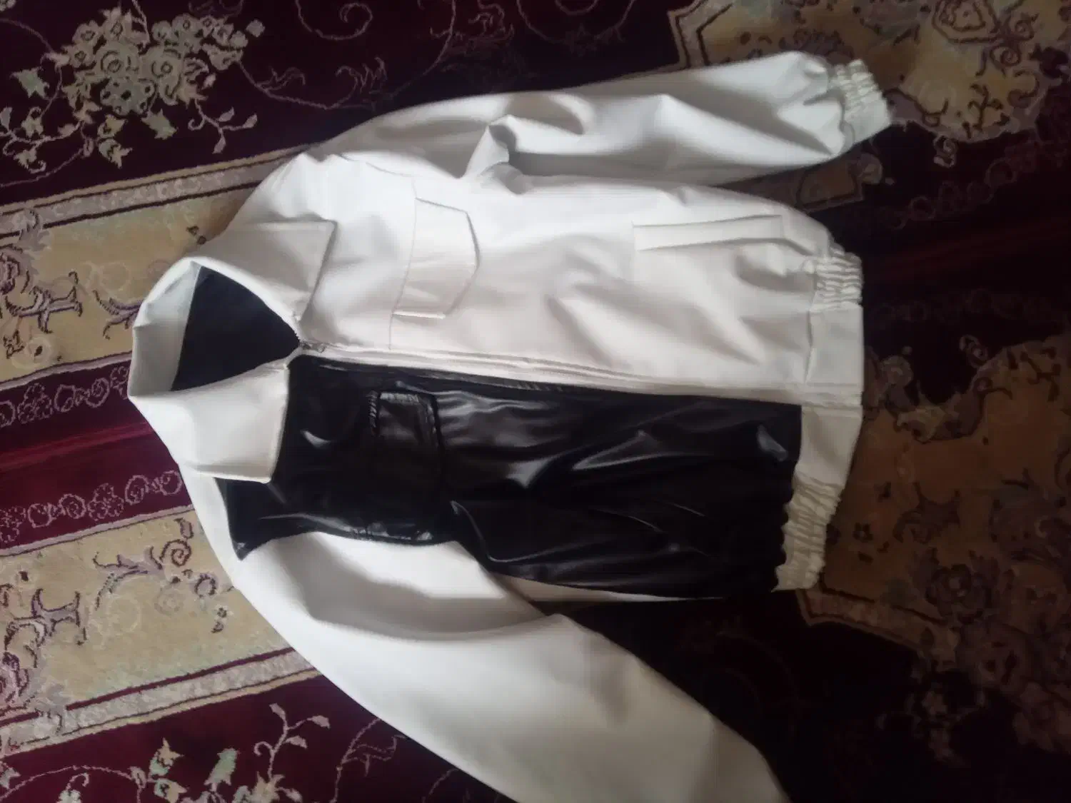 لباس|لباس|قیدار, |دیوار