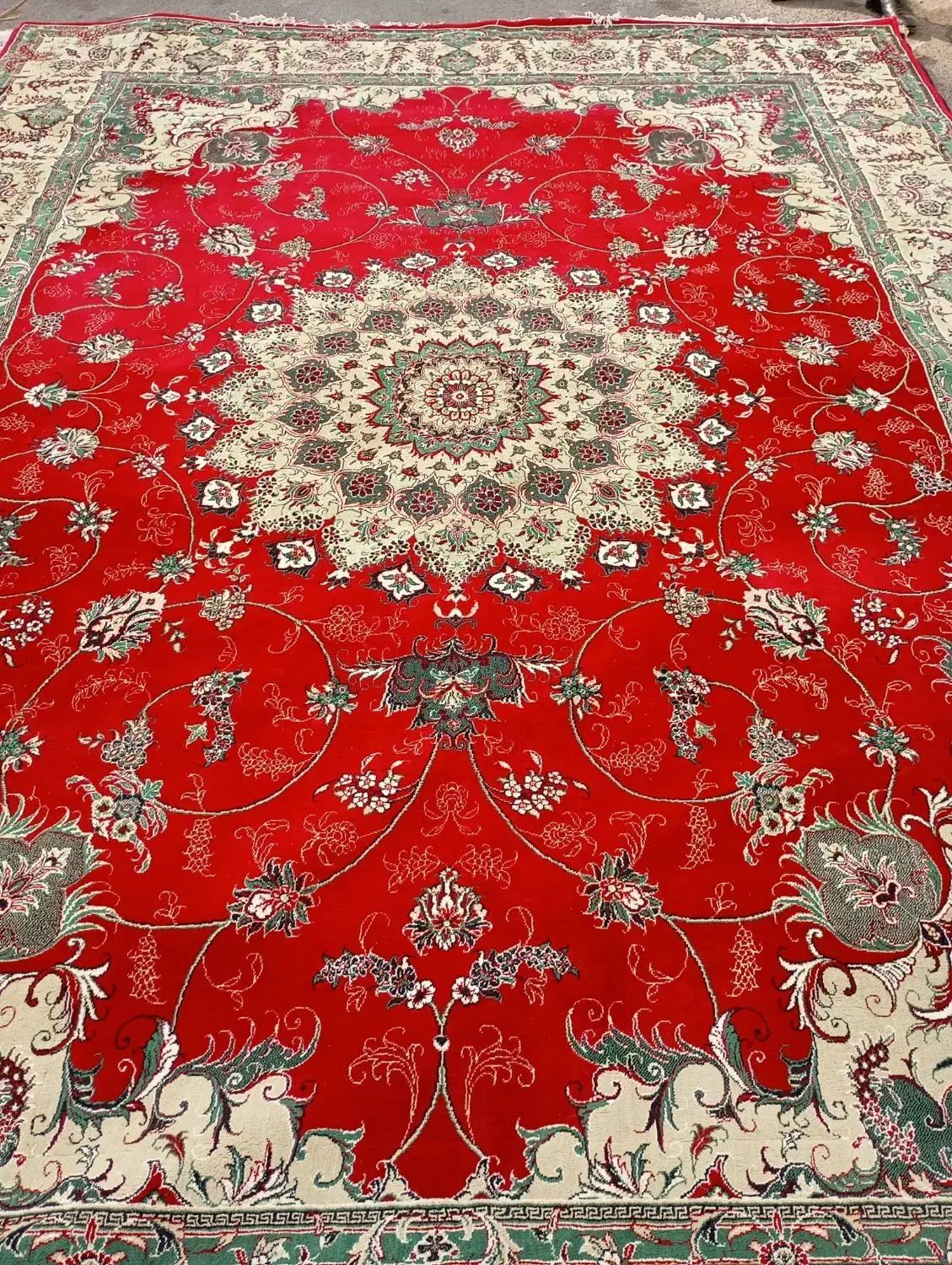 فرش ۱۲ متری|فرش|آستانه اشرفیه, |دیوار