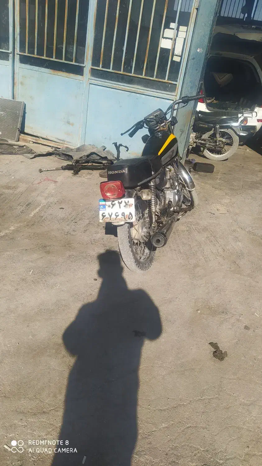 فروش فوری موتور ۱۲۵ کارت سوخت فعال|موتورسیکلت|شهرضا, |دیوار