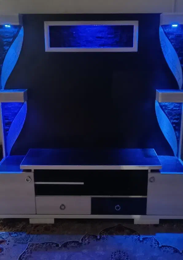 میز تلویزیون|میز تلویزیون|نی‌ریز, |دیوار