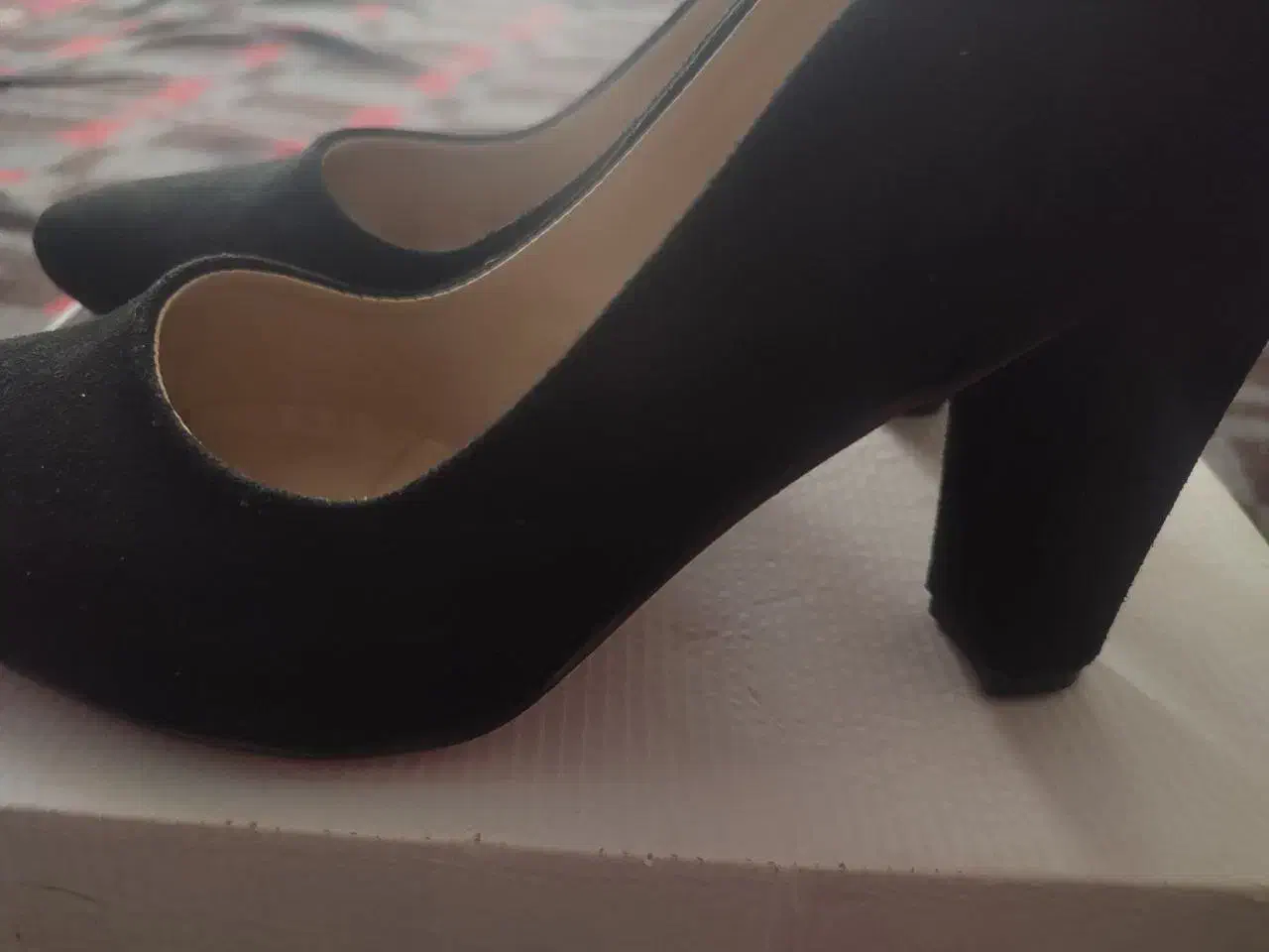 کفش پاشنه بلند مجلسی|کیف، کفش، کمربند|مرند, |دیوار