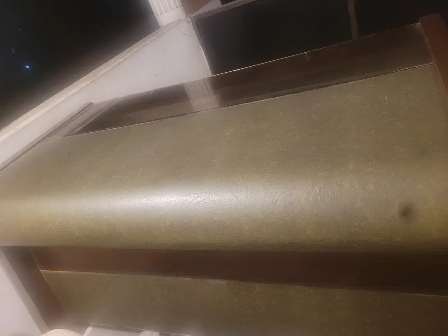 میز اداری|مبلمان اداری|لاهیجان, گلستان|دیوار