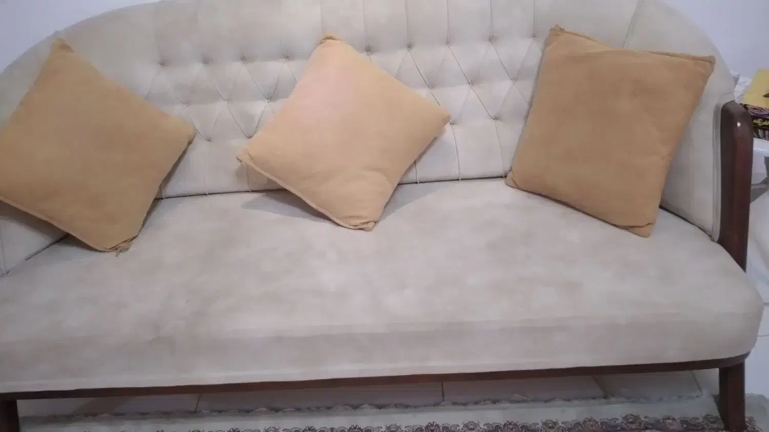 مبلمان در حد نو چوب نراد|مبلمان خانگی و میز عسلی|صومعهسرا, |دیوار