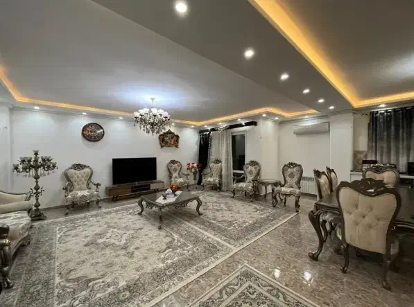 قلیپور ۱۳۵ متر دو خواب بزرگ نزدیک به خیابان اصلی|فروش آپارتمان|رشت, معلم|دیوار