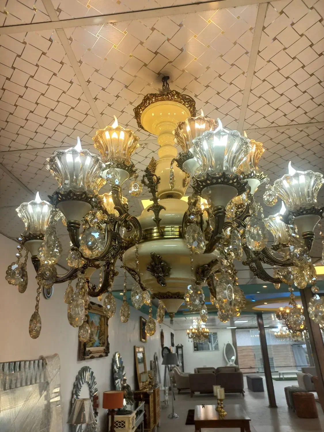 لوستر برنجی آبکاری شده|لوستر و چراغ آویز|رشت, آتشگاه|دیوار