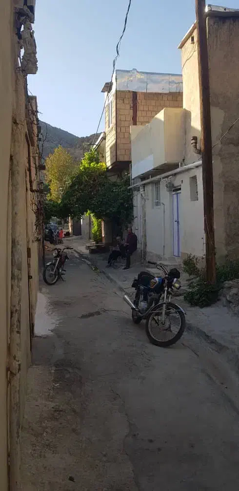 خانه دوطبقه پشت بازار پاسنگر شفق 3|فروش خانه و ویلا|خرم‌آباد, |دیوار