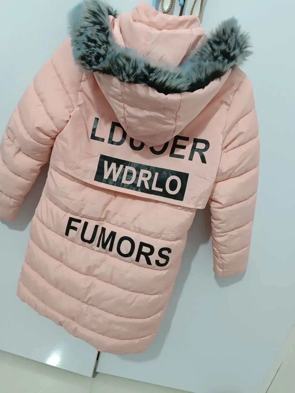 کاپشن در حد نو خارجی با تخفیف|کیف، کفش، کمربند|ایلام, |دیوار