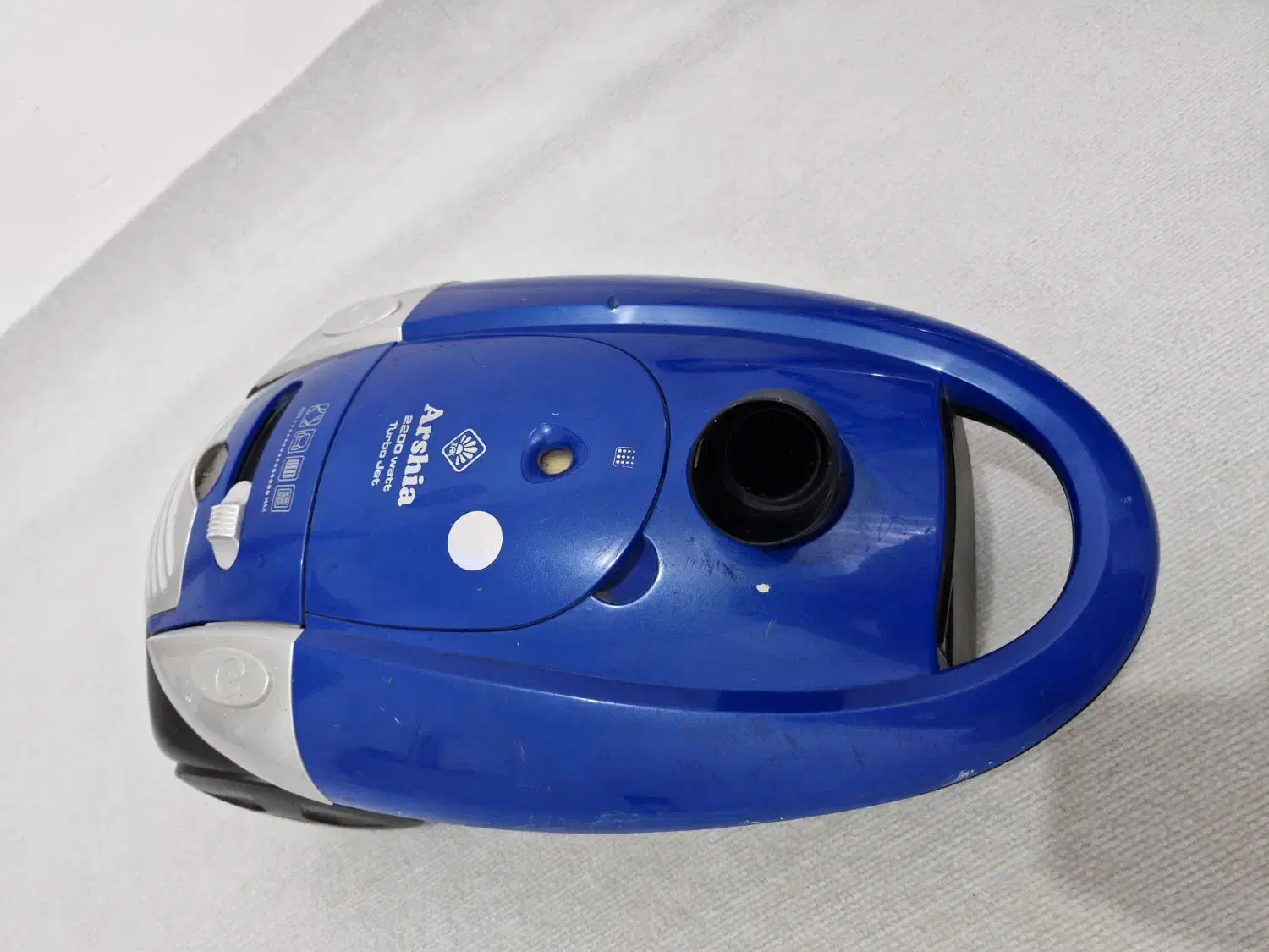 جاروبرقی عرشیا ۲۲۰ وات کاملا سالم|جاروبرقی، جارو شارژی، بخارشو|خشکبیجار, |دیوار