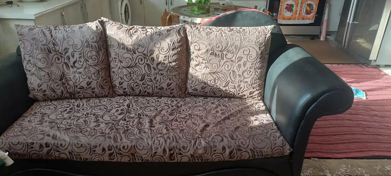 مبل سه نفره|مبلمان خانگی و میز عسلی|پیر بکران, |دیوار