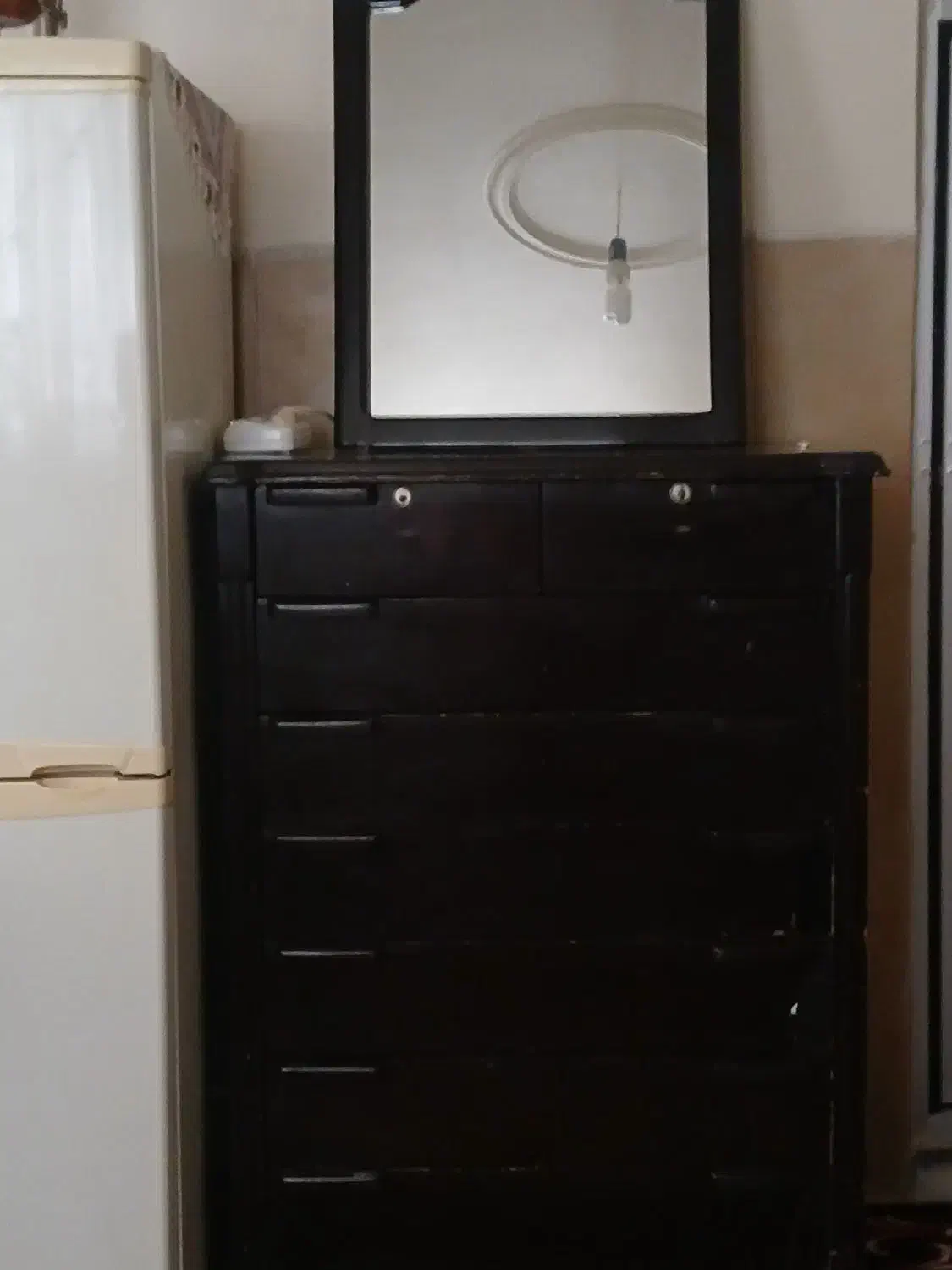 دراور|جاکفشی، کمد، دراور|بروجرد, |دیوار