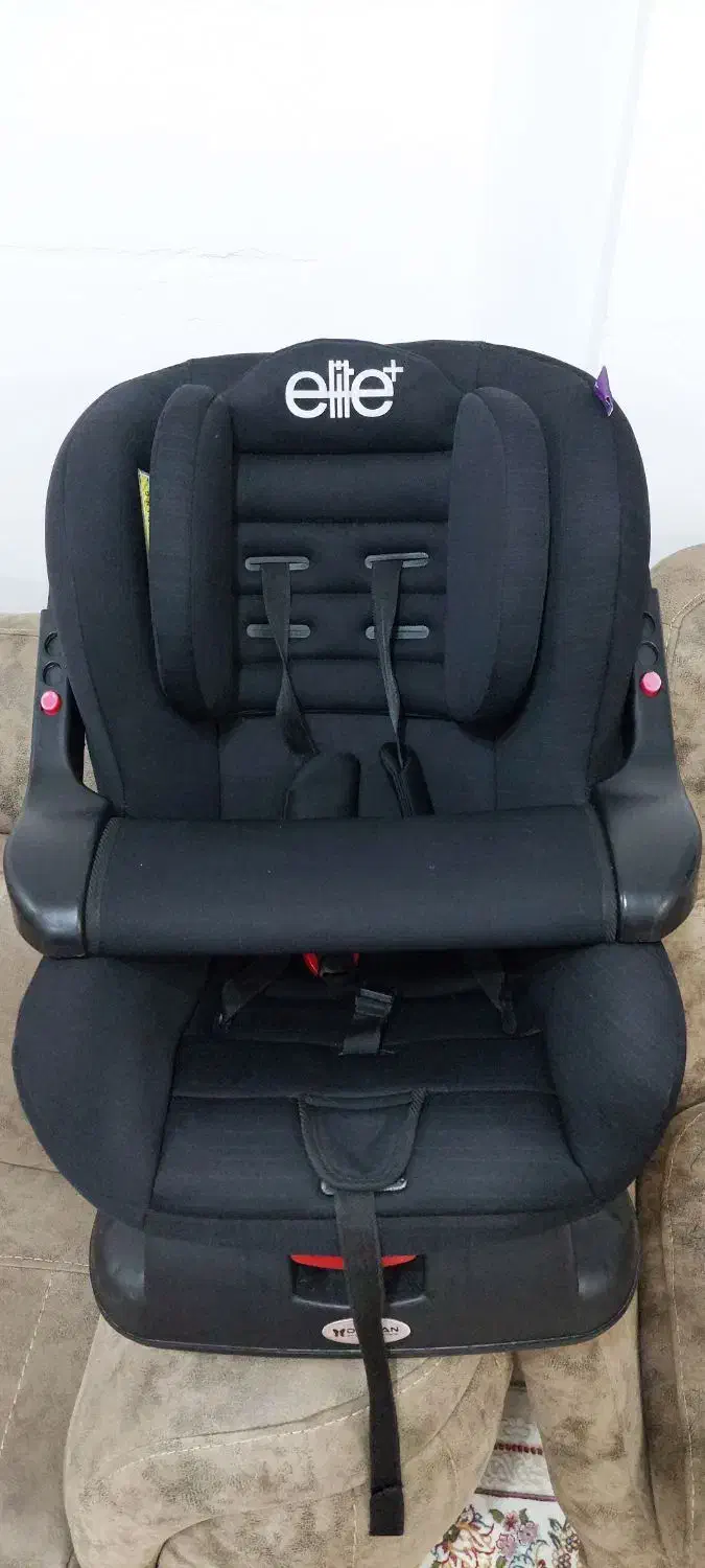 صندلی غذا و صندلی ماشین کودک|اسباب و اثاث بچه|آستانه اشرفیه, |دیوار