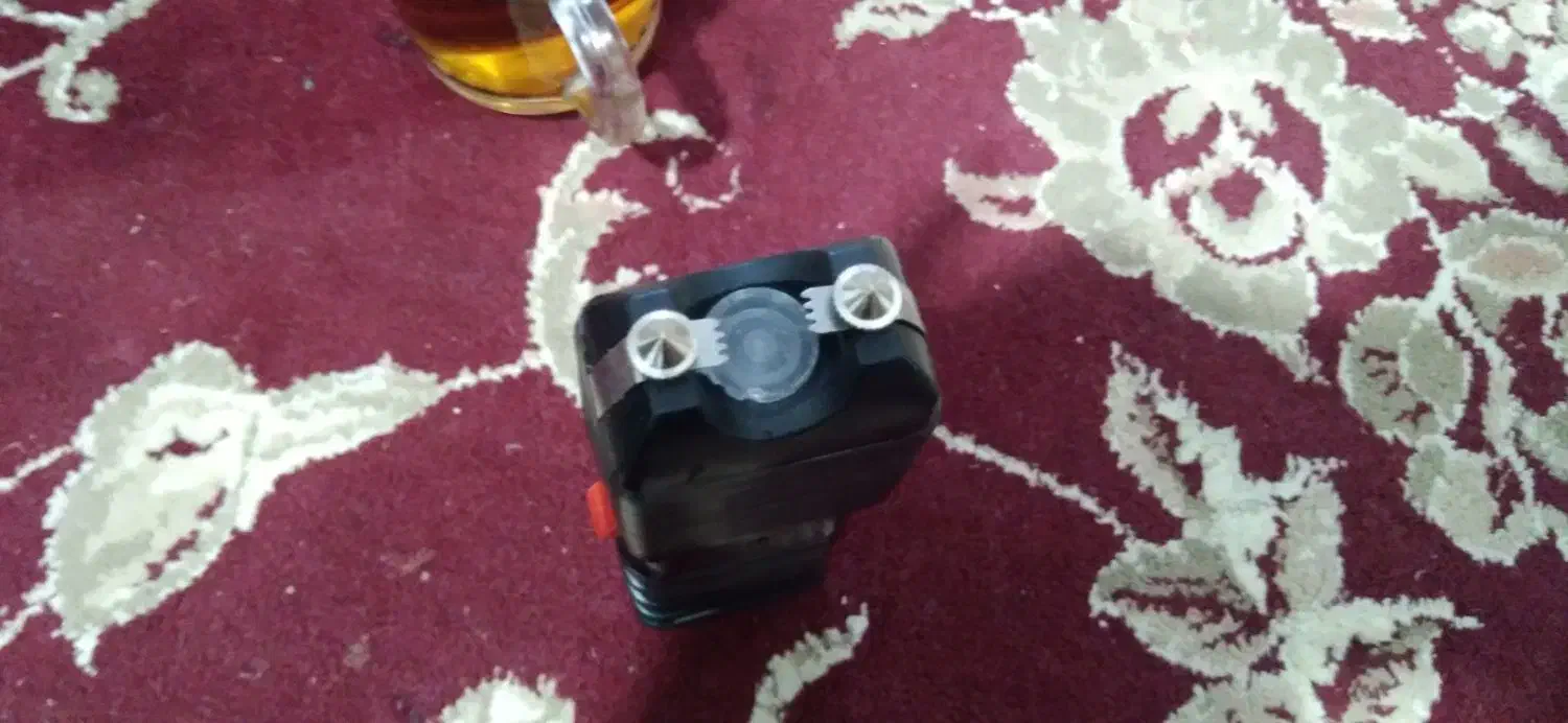 چراقوه دستی|لامپ و چراغ|نیمروز, |دیوار