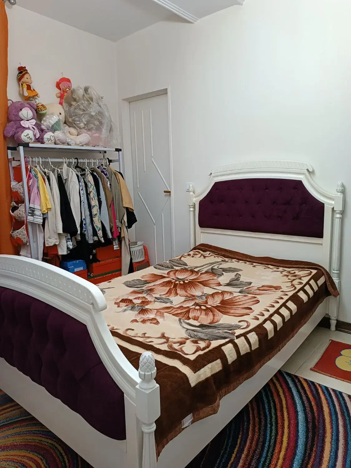 تخت چوبی عرض 1/20 تمیز و سالم|تخت و سرویس خواب|تهران, شهرک فرهنگیان|دیوار