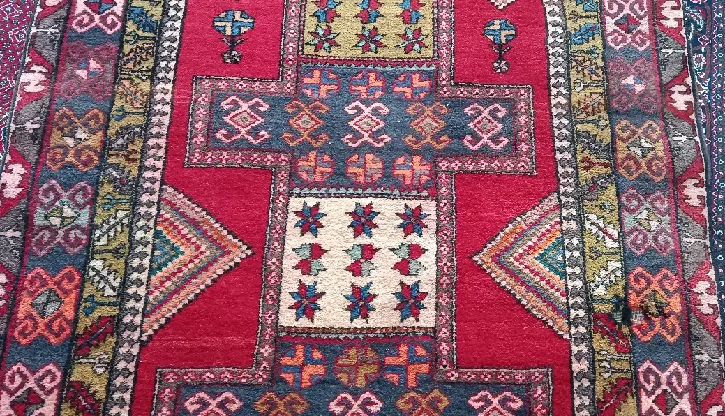 فرش دستبافت ایرانی اصیل طرح عشایری سالم و تمیز|فرش|ویلکیج, |دیوار