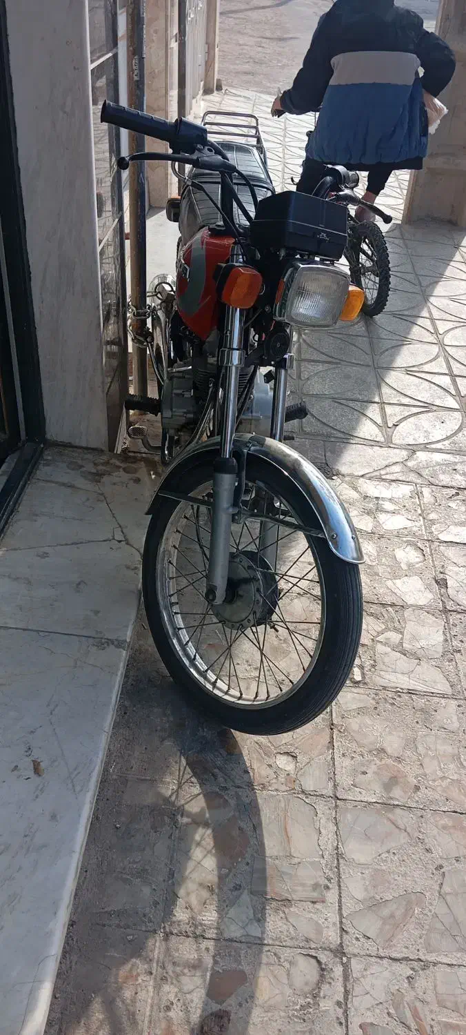 هندافروشی|موتورسیکلت|قم, شهرک امام حسن|دیوار