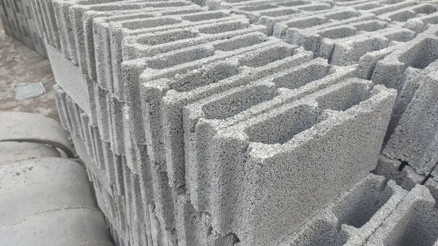 بلوک سقفی 20 و 25 و دیواری انواع سایز|مصالح و تجهیزات ساختمان|اهواز, کوی آغاجاری|دیوار