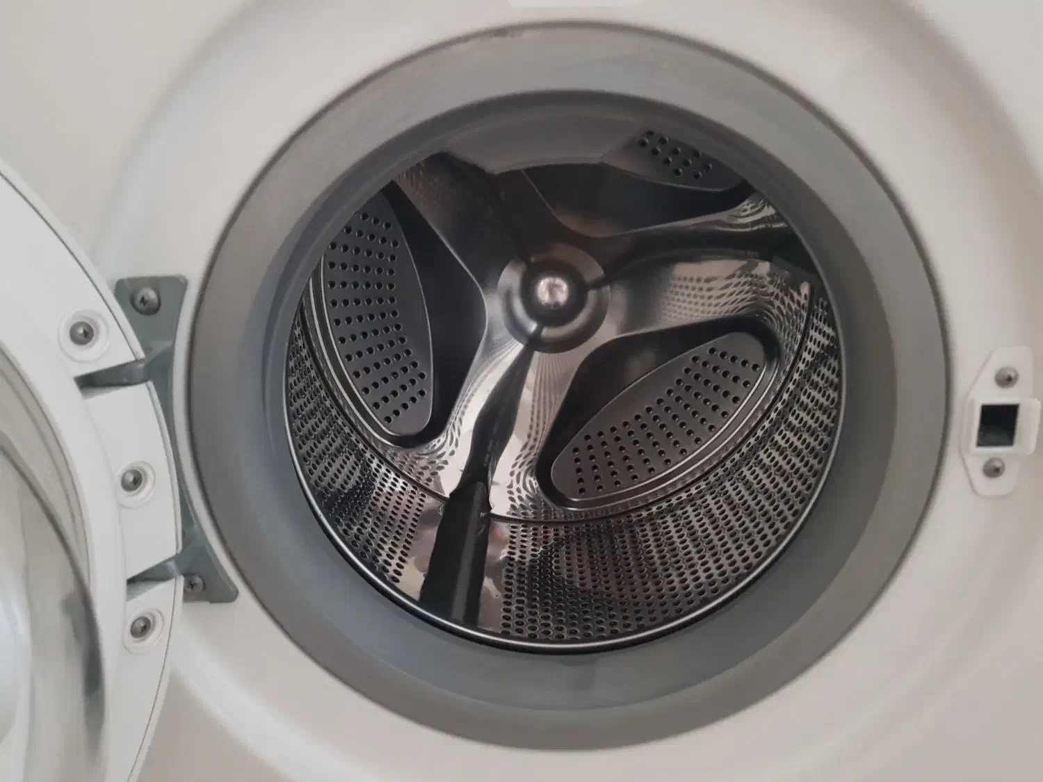 لباسشویی اتوماتیک سامسونگ|ماشین لباسشویی و خشک‌کن لباس|شاهین‌شهر, شهرک میلاد|دیوار