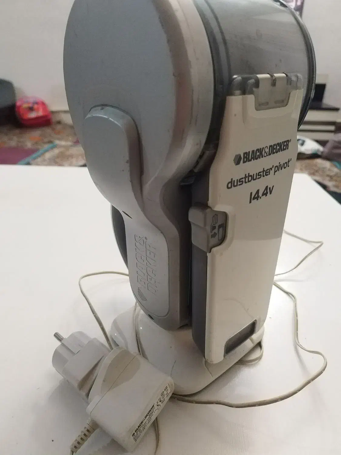 جارو شارژی بلک اند دیکر|جاروبرقی، جارو شارژی، بخارشو|ری, شهادت|دیوار