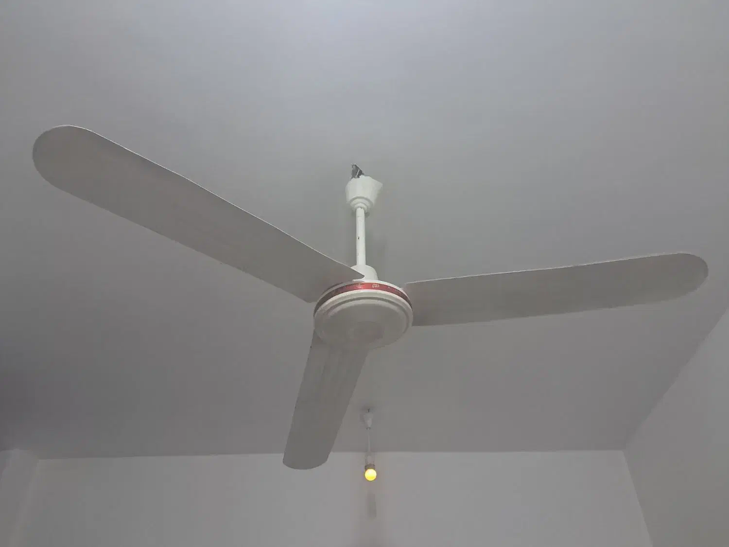 پنکه|پنکه و تصفیهکنندهٔ هوا|شوشتر, |دیوار