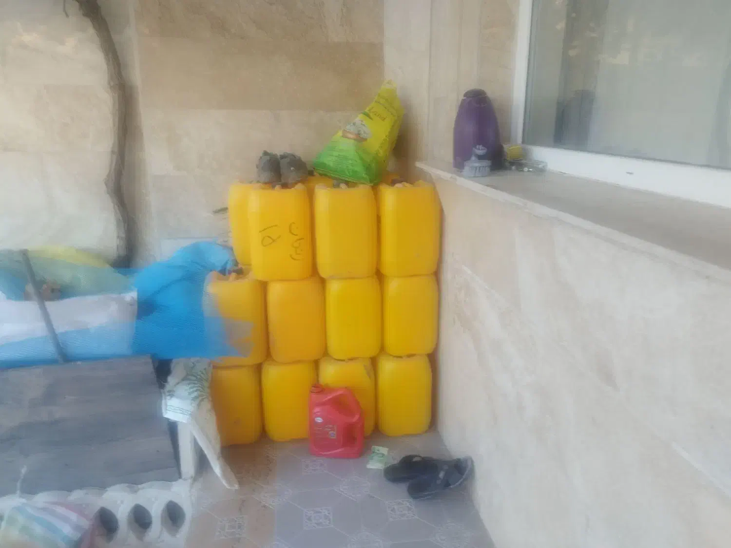 گالن 20لیتری|ظروف نگهدارنده، پلاستیکی، یک‌بارمصرف|زنجان, |دیوار