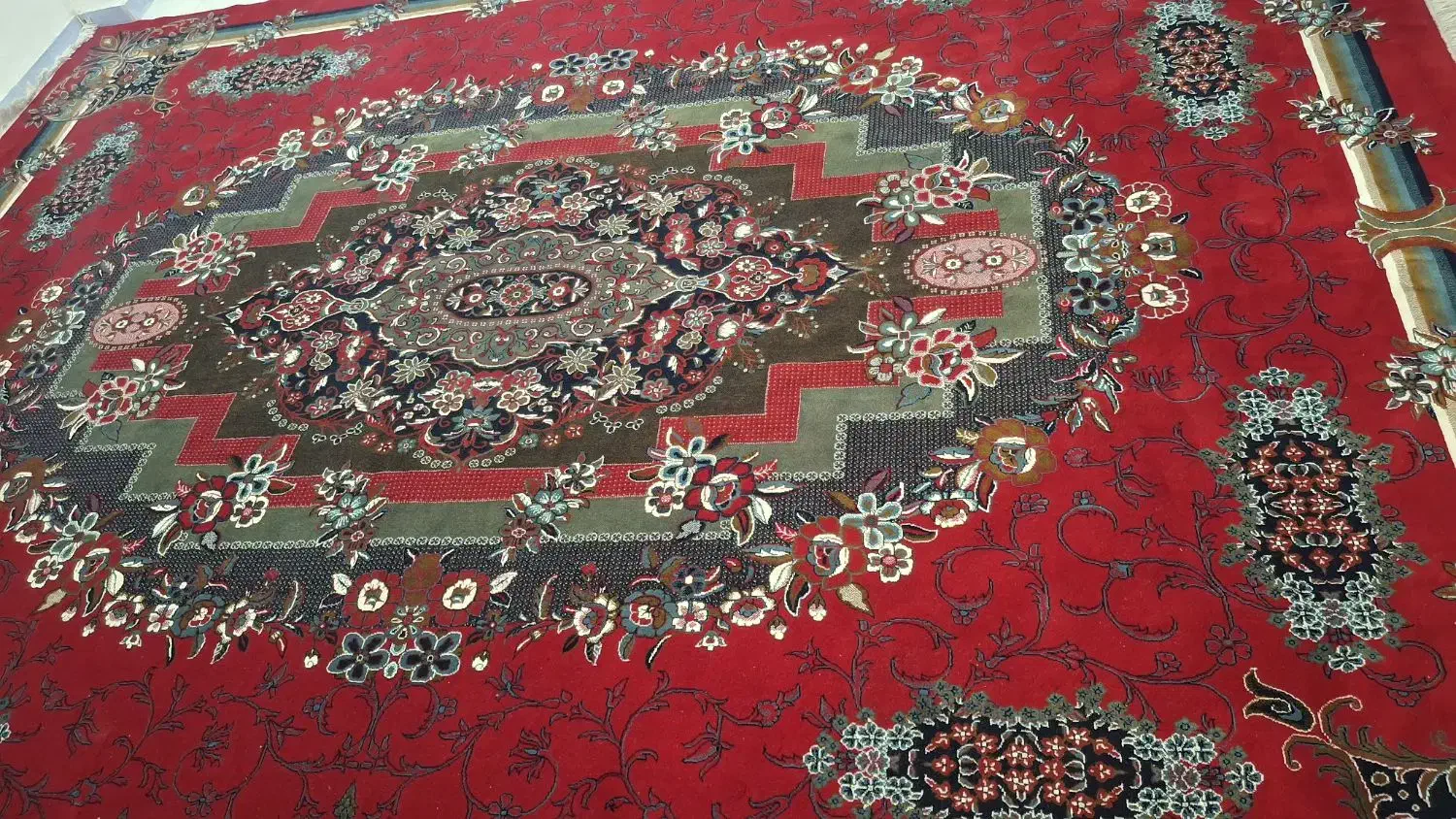 فرش ۱۲ متری|فرش|لاهیجان, گلستان|دیوار