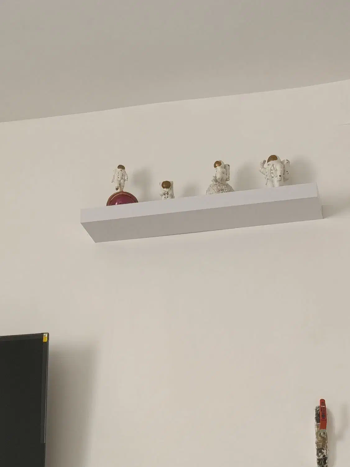 مجسمه آدم فضایی|مجسمه، تندیس، ماکت|کرمانشاه, |دیوار