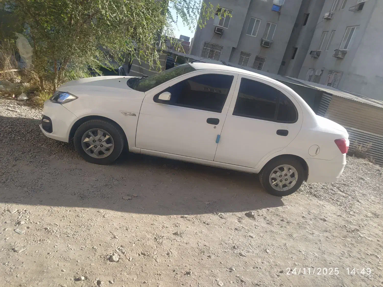 ساینا اس 1402 کم کار|خودرو سواری و وانت|یزد, |دیوار